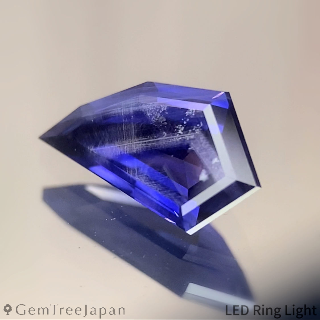Un-Heat Sapphire 0.868ct / Kanchanaburi