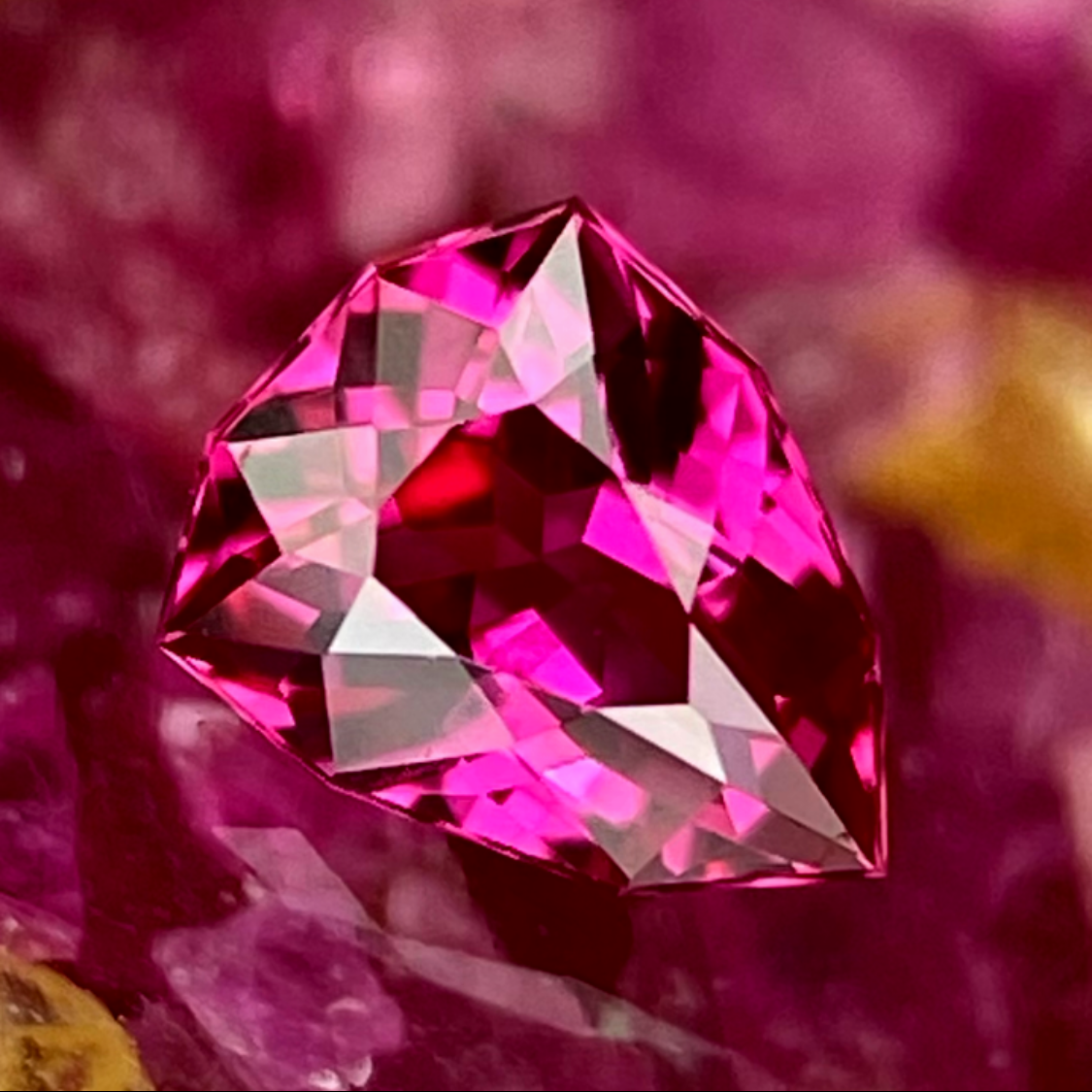 Ruby 0.168ct / Thailand