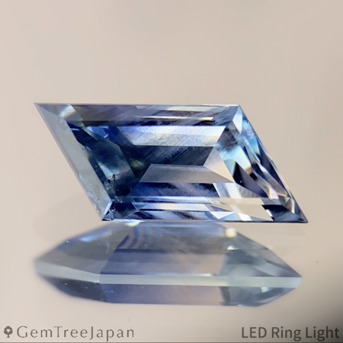 [from Rough] Unheated Sapphire 0.893ct / Kanchanaburi