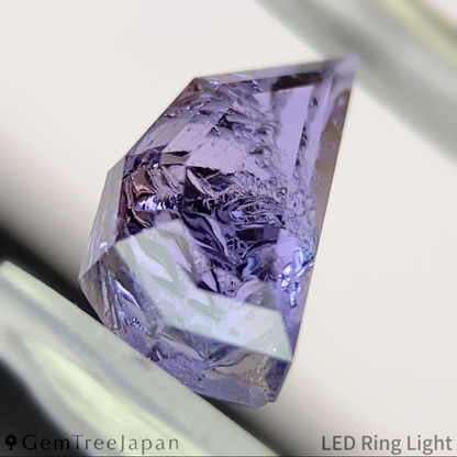 【Table & rough】Un-Heat Sapphire 2.033ct / Kanchanaburi