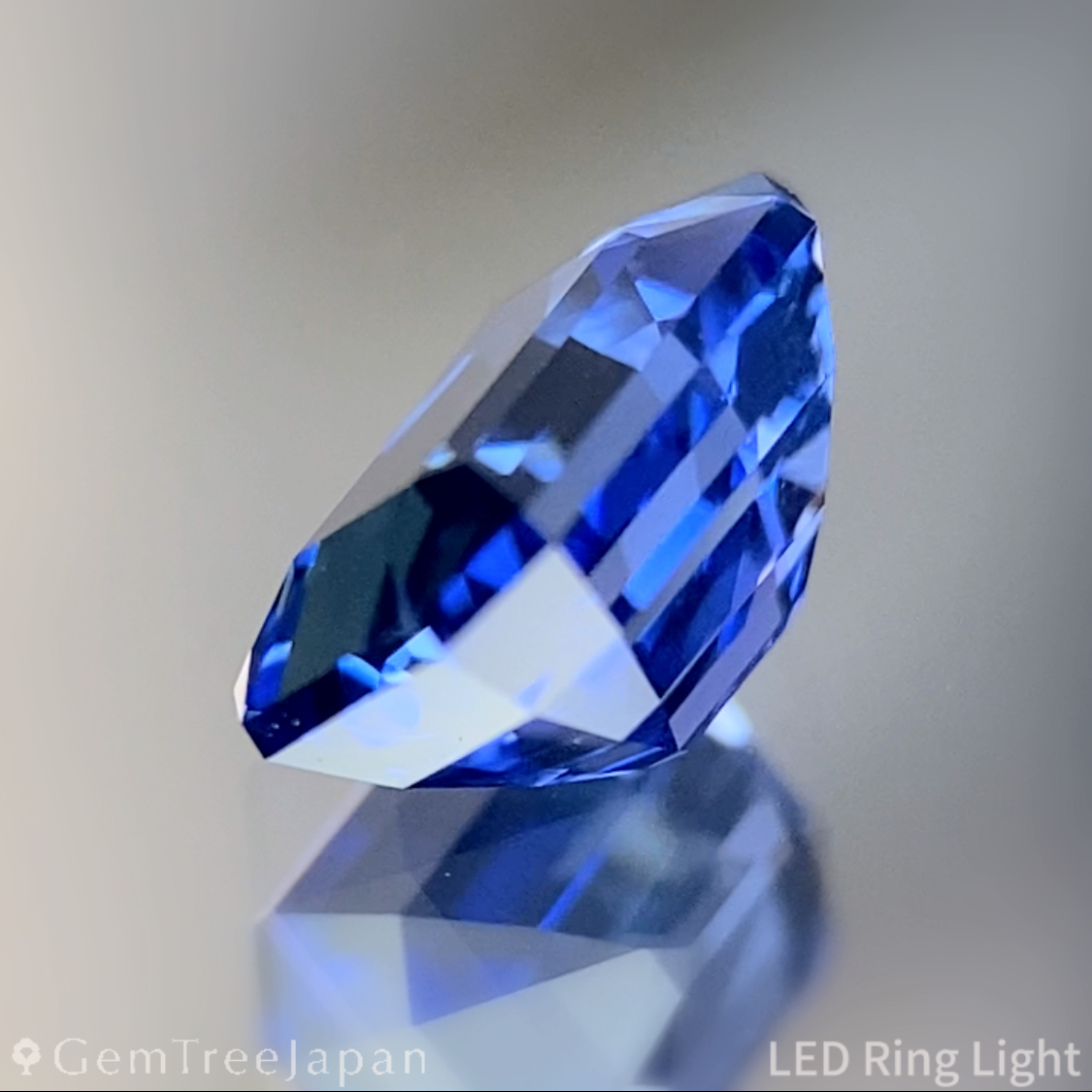Cornflower Blue Sapphire 1.233ct / Burma
