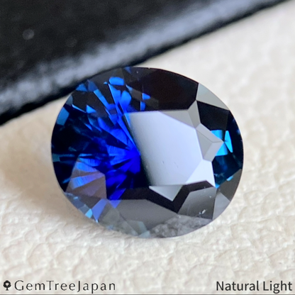 "Dark Peacock" Sapphire 0.744ct / Madagascar