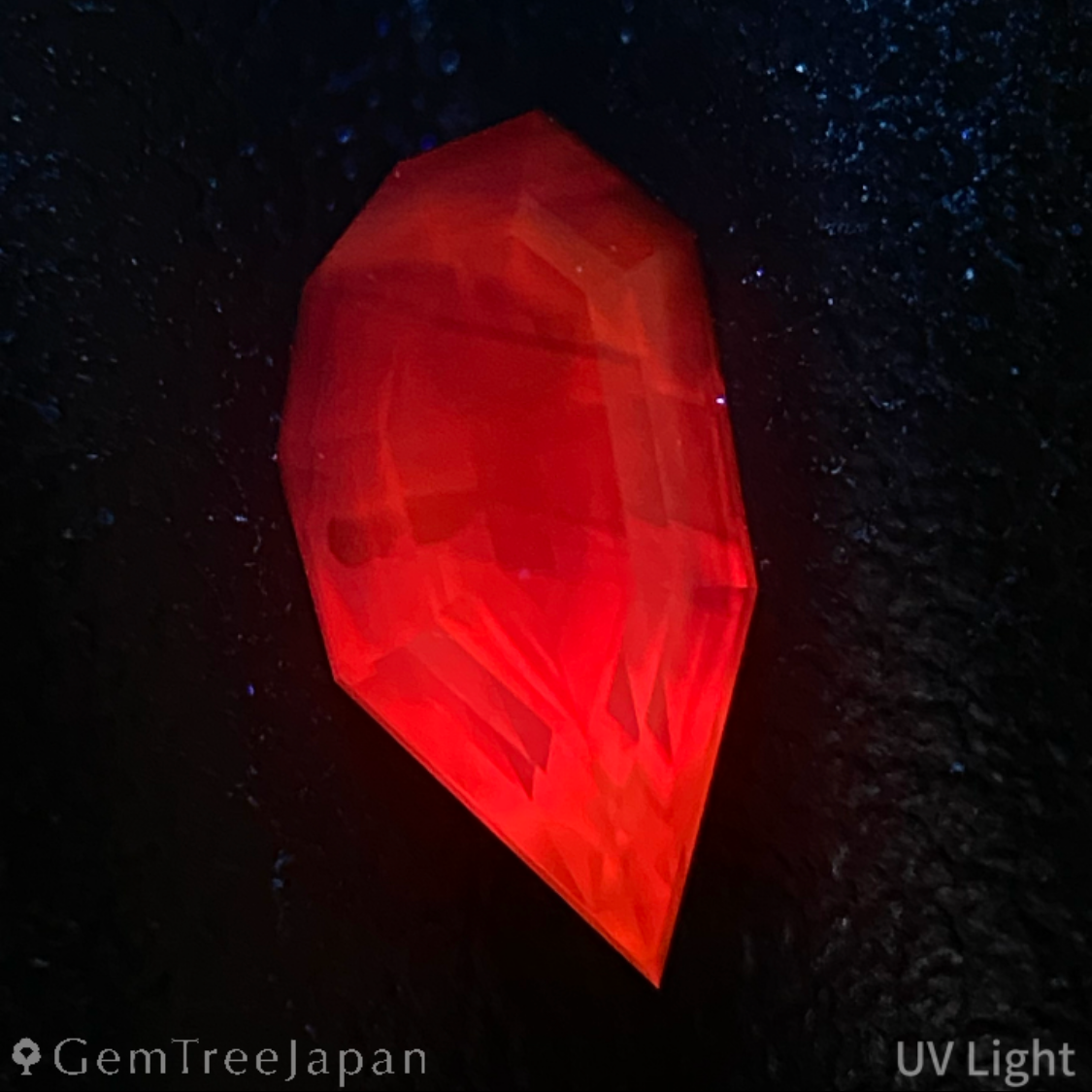 【Flame Frame】Un-Heat Sapphire 1.107ct / Kanchanaburi