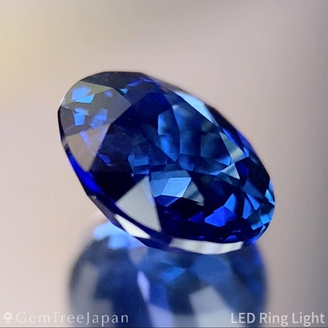 Royal Blue Sapphire 1.430ct / Burma