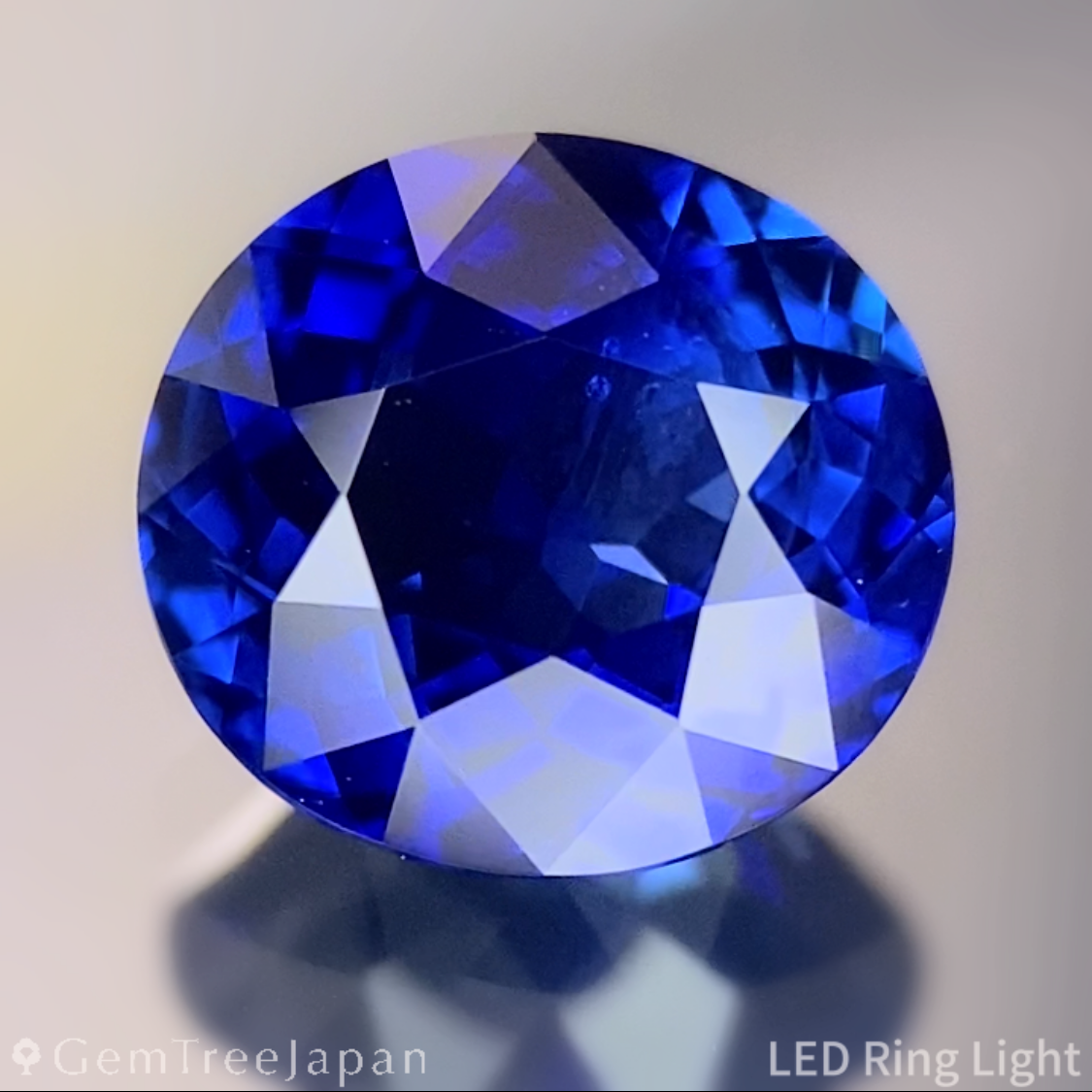 Royal Blue Sapphire 1.430ct / Burma