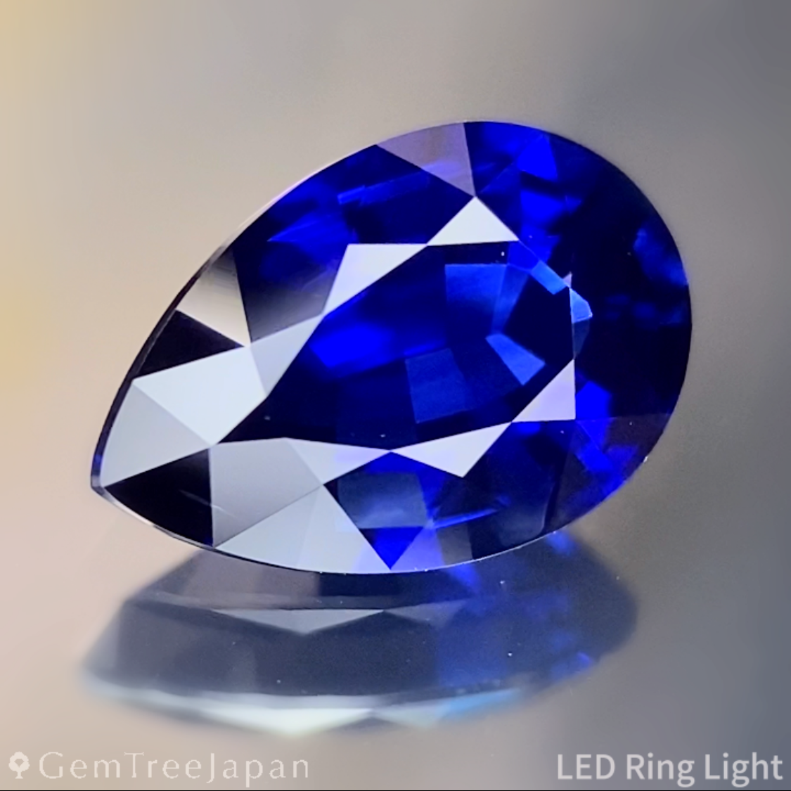 Royal Blue Sapphire 1.050ct / Burma