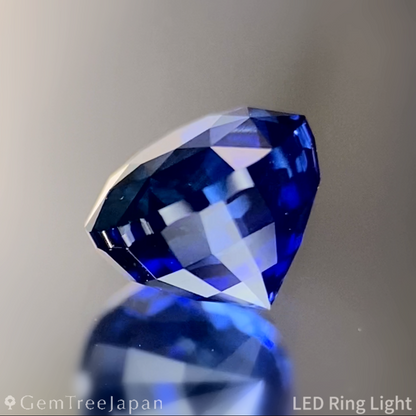 Royal Blue Sapphire 1.114ct / Burma