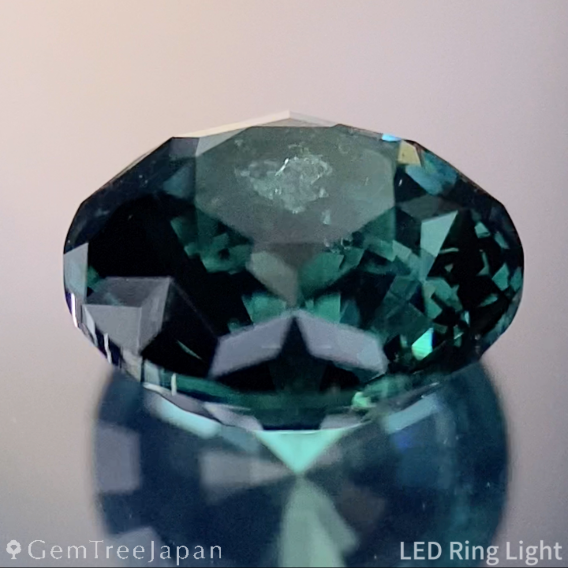 Green Spinel 2.547ct / Madagascar