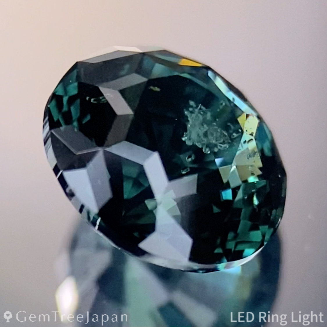 Green Spinel 2.547ct / Madagascar