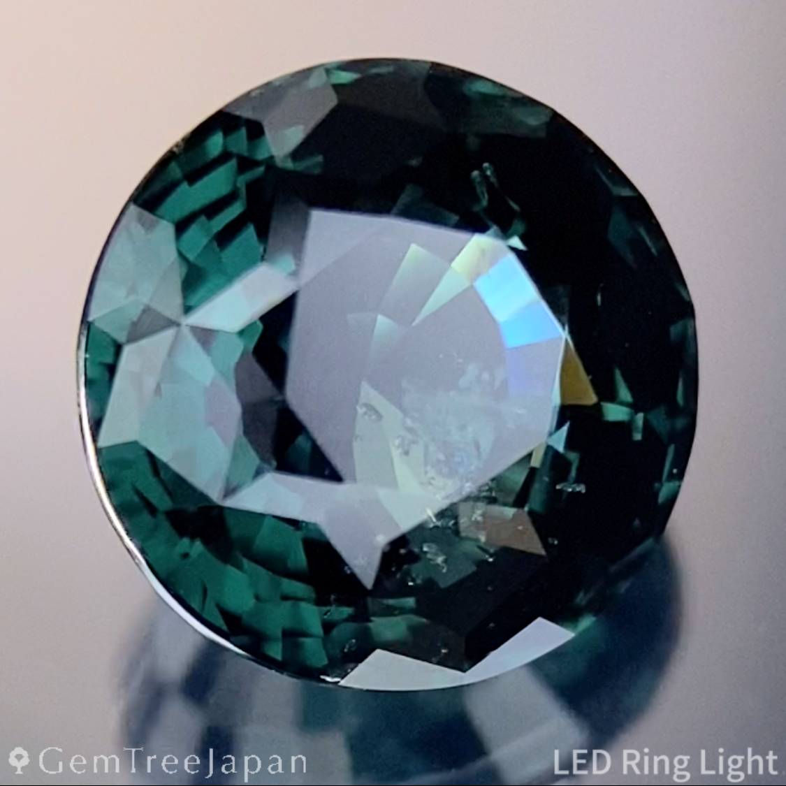 Green Spinel 2.547ct / Madagascar