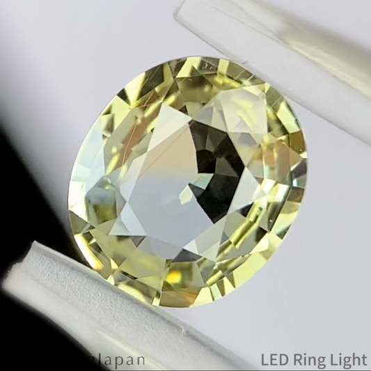 Un-Heat Sapphire 0.892ct / Kanchanaburi