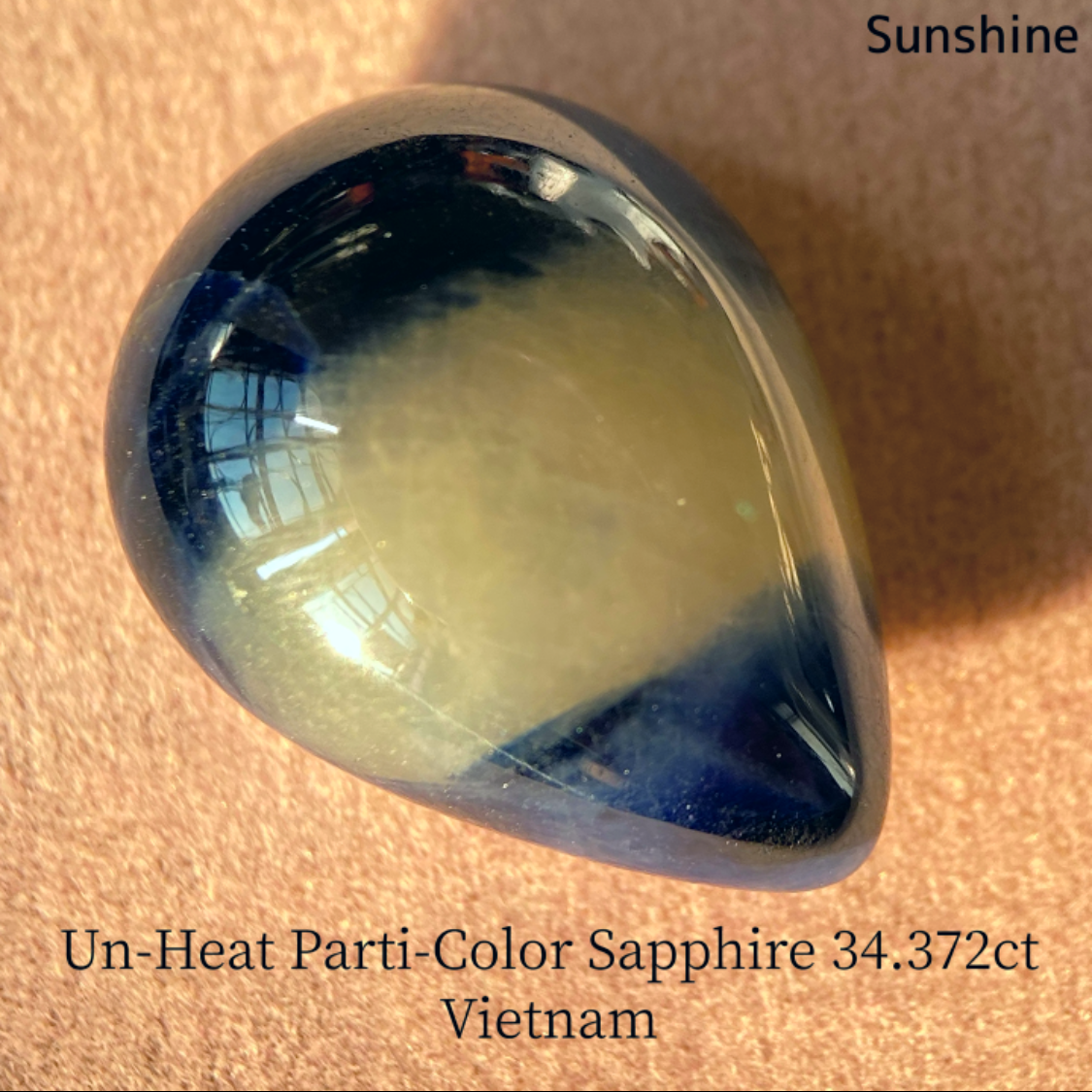 Un-Heat Parti-Color Sapphire 34.372ct / Vietnam