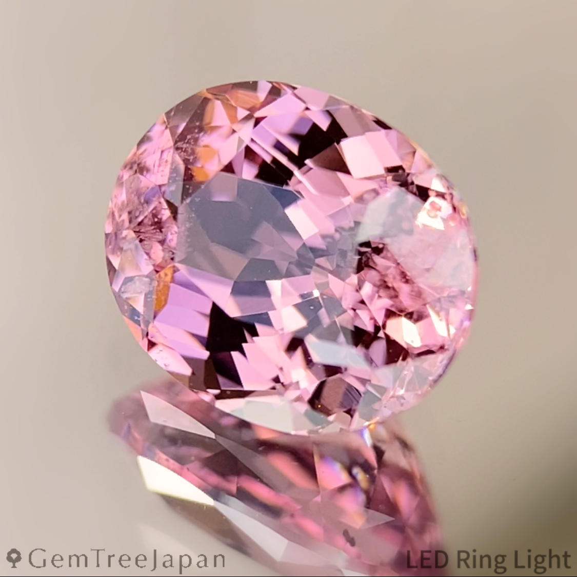 Malaya Garnet 2.080ct / Tanzania