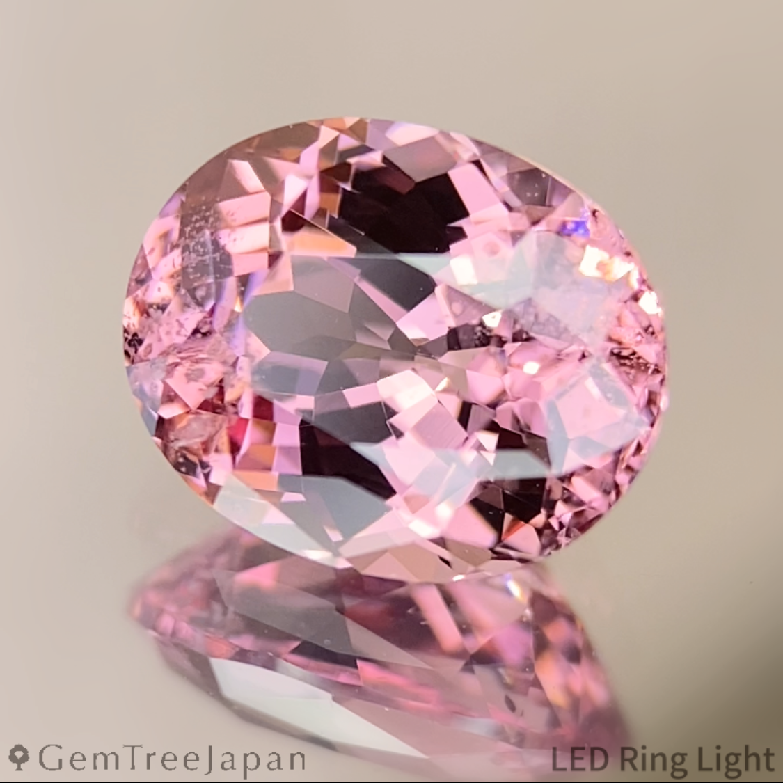 Malaya Garnet 2.080ct / Tanzania