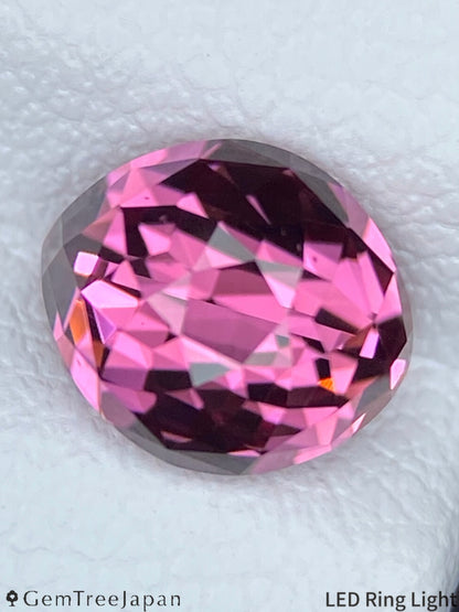 “Blossom Eye" Malaya Garnet 1.613ct / Tanzania 【One Price】