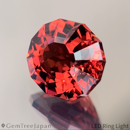 Malaya Garnet 1.491ct / Tanzania