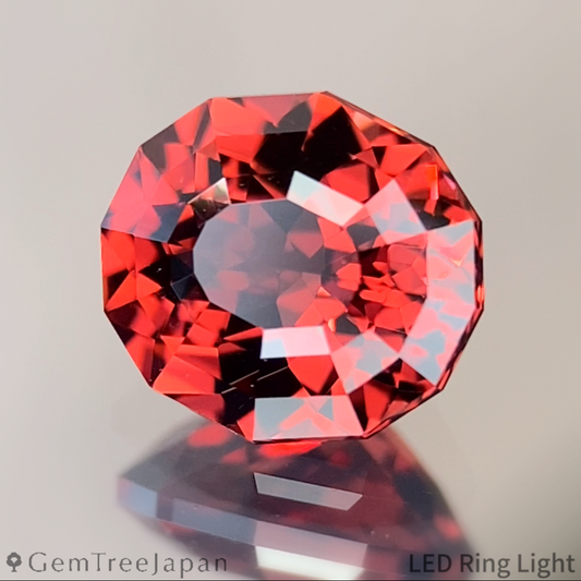 Malaya Garnet 1.491ct / Tanzania