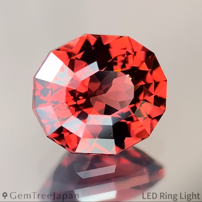 Malaya Garnet 1.491ct / Tanzania