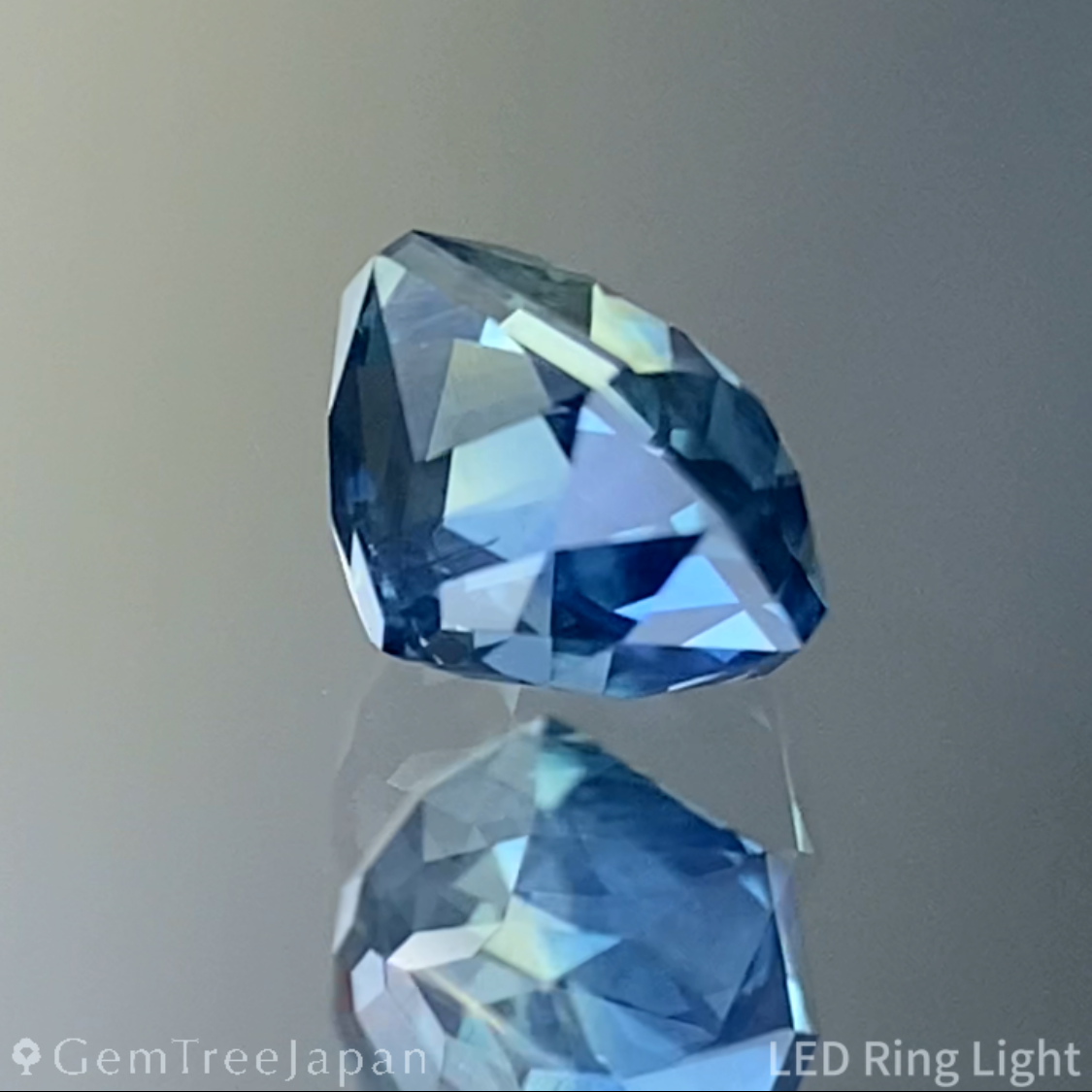 【lulu's Focus Gem】Greenish Blue Sapphire 0.470ct / Madagascar