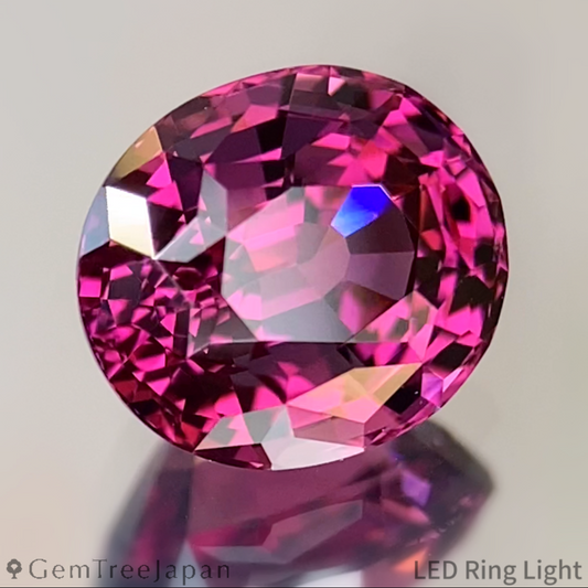【SP Trial Price】"Table Cube Cut 2" Rhodolite Garnet 2.252ct / Tanzania