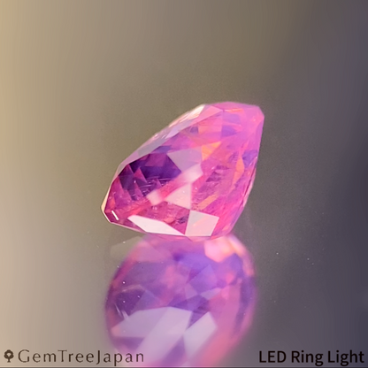 Un-Heat Padparadscha Sapphire 0.698ct / Sri Lanka