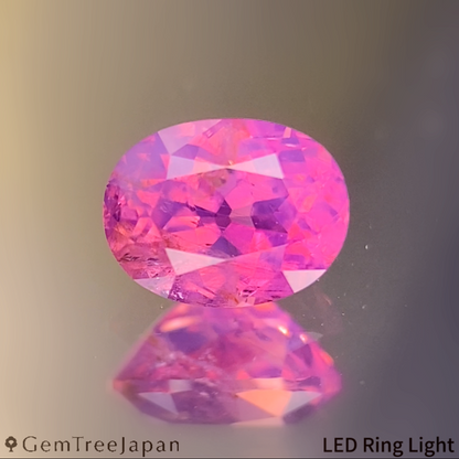 Un-Heat Padparadscha Sapphire 0.698ct / Sri Lanka