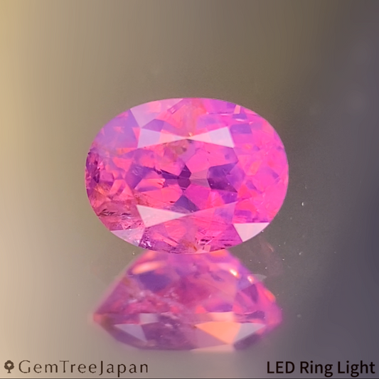 Un-Heat Padparadscha Sapphire 0.698ct / Sri Lanka
