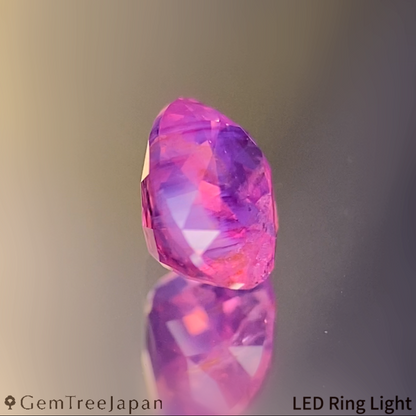 Un-Heat Padparadscha Sapphire 0.698ct / Sri Lanka