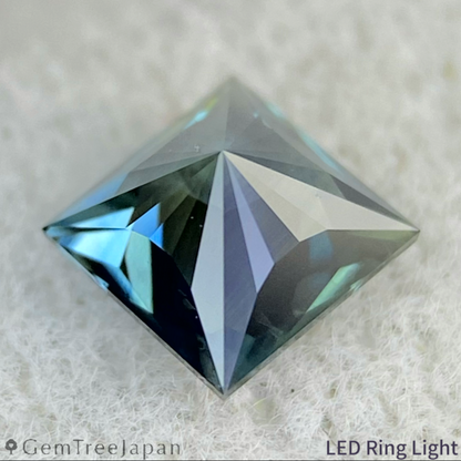 Bluish Green Sapphire 0.603ct / Nigeria