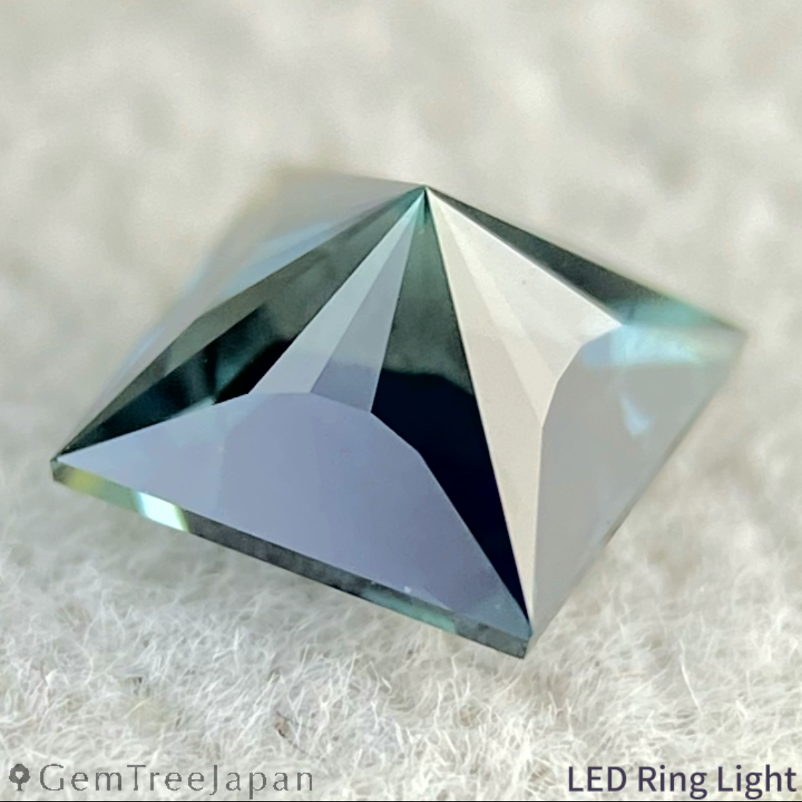 Bluish Green Sapphire 0.603ct / Nigeria