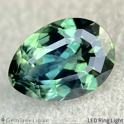 Yellowish Green Sapphire 1.022ct / Nigeria