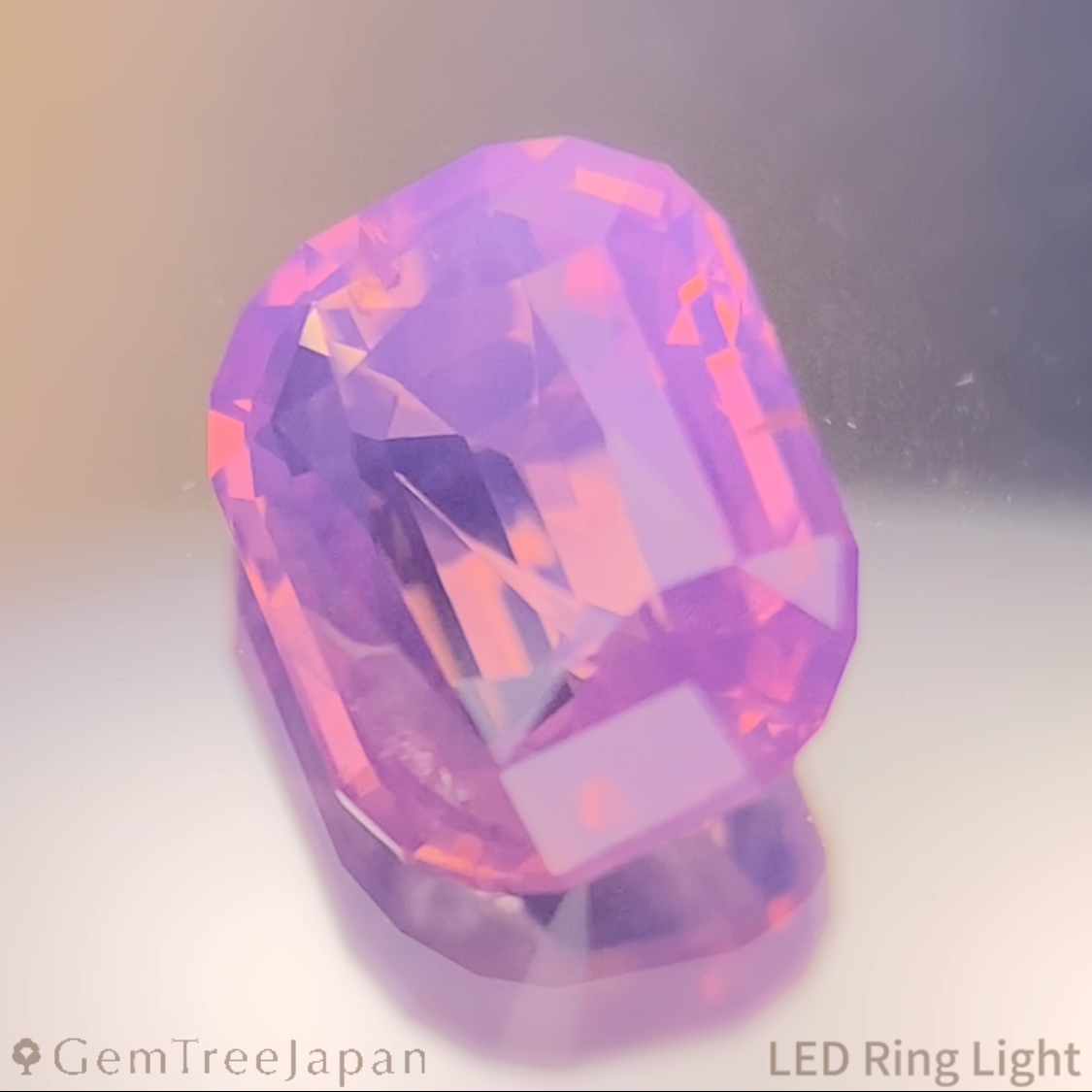 Un-Heat Padparadscha Sapphire 1.118ct / Sri Lanka