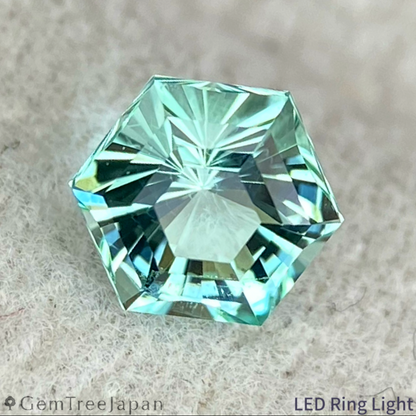 Green Beryl 0.58ct / Nigeria