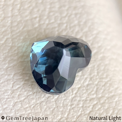 "Teal Blue Heart" Sapphire 0.886ct / Nigeria