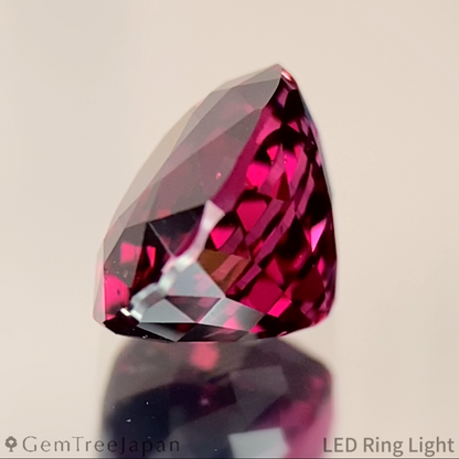 Rhodolite Garnet 2.098ct / Tanzania