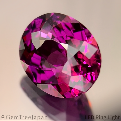 "Super Gira" Rhodolite Garnet 2.171ct / Tanzania