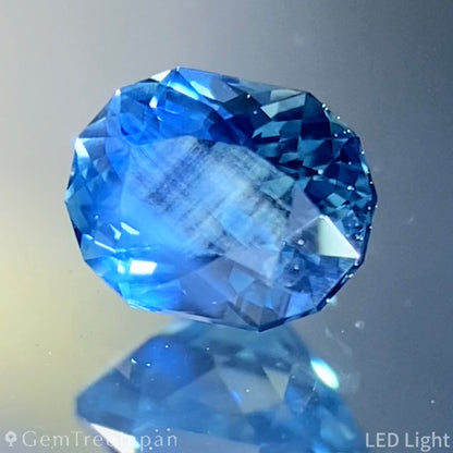 Greenish Blue Sapphire 0.605ct / Cameroon