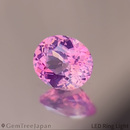 Un-Heat Padparadscha Sapphire 0.411ct / Vietnam