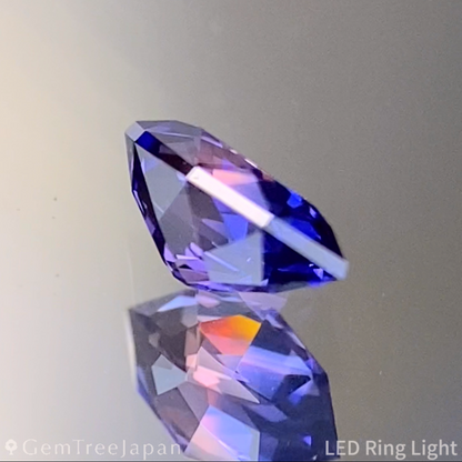 【One Price】Parti-Color Sapphire 0.317ct / Madagascar