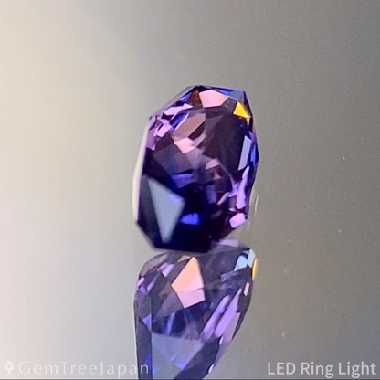 【One Price】Parti-Color Sapphire 0.317ct / Madagascar