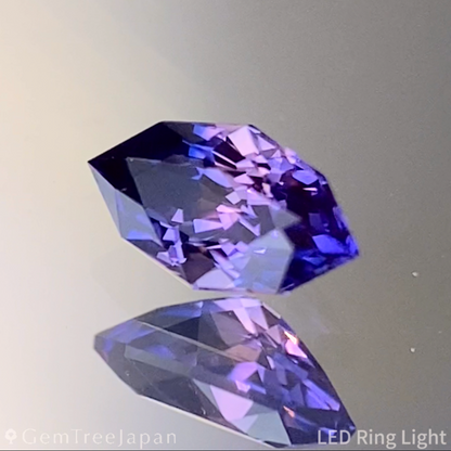 【One Price】Parti-Color Sapphire 0.317ct / Madagascar