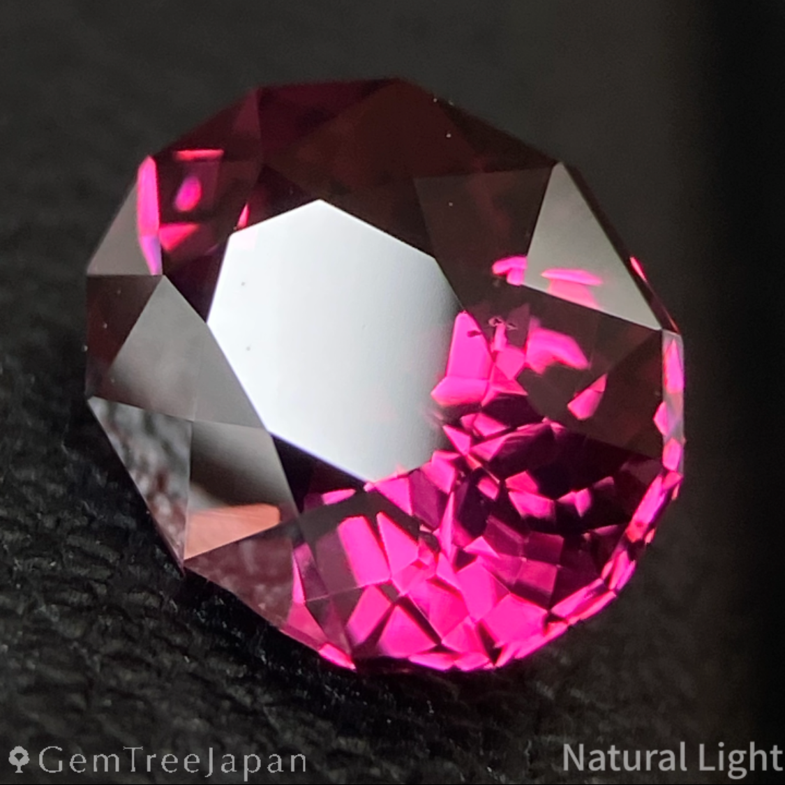 Malaya Garnet 1.773ct / Tanzania