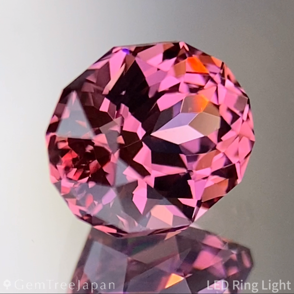 Malaya Garnet 1.308ct / Tanzania