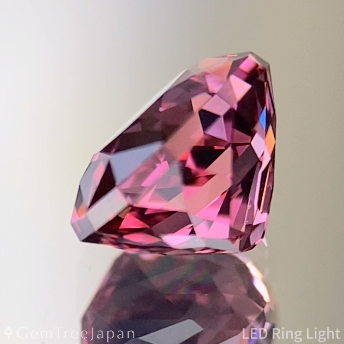 Malaya Garnet 1.308ct / Tanzania