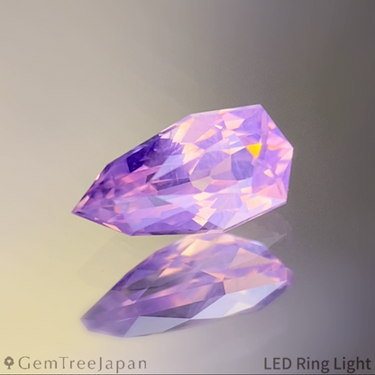 Un-Heat Parti-Color Sapphire 0.530ct / Vietnam