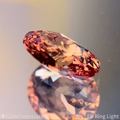 Un-Heat Padparadscha Sapphire 0.540ct / Madagascar