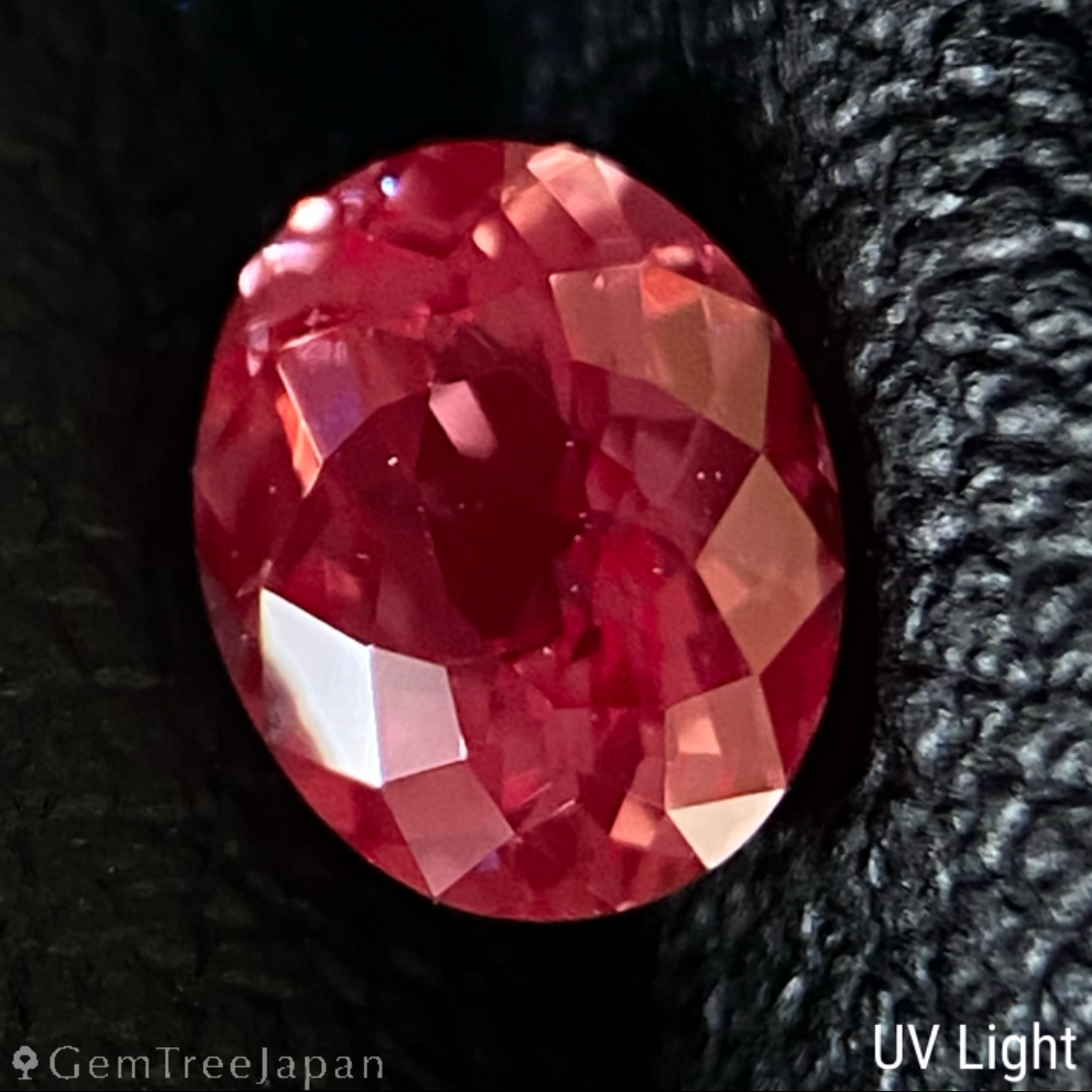 Purplish Orange Sapphire 0.530ct / Madagascar – IRMO.JP