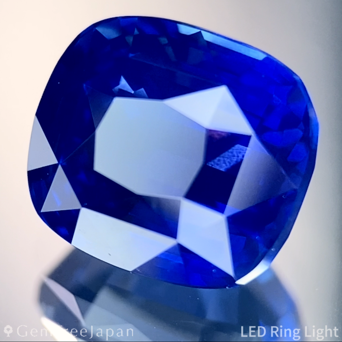 Cornflower Blue Sapphire 3.110ct / Burma