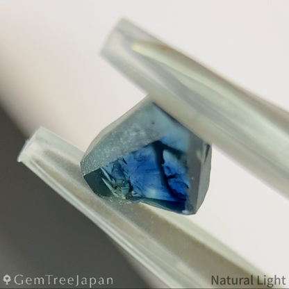 Greenish Blue Sapphire 0.500ct / Cameroon
