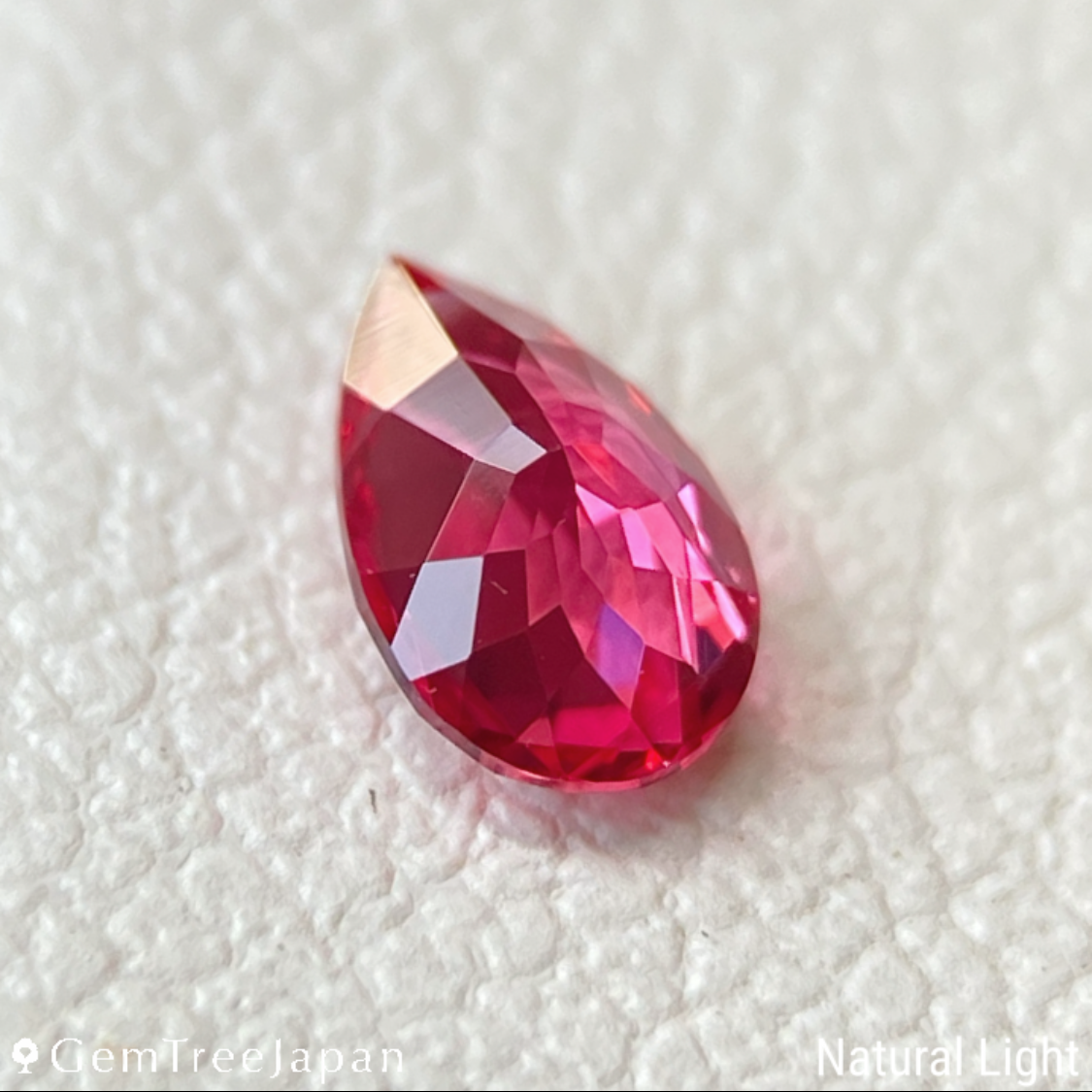 Redish Pink Spinel 0.243ct / Vietnam – IRMO.JP